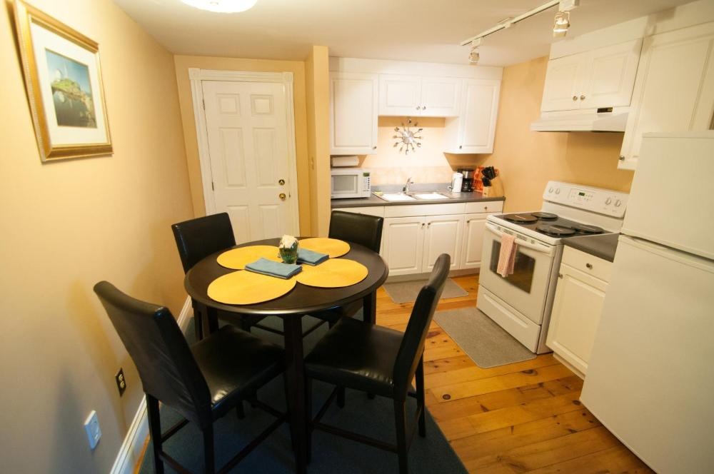 One-Bedroom Apartment - Basement