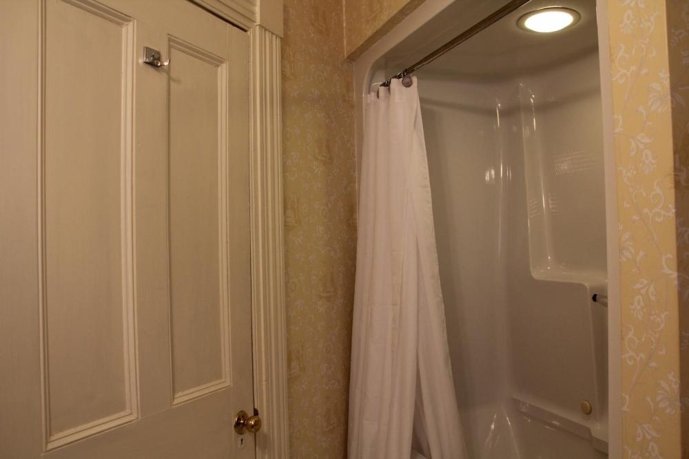 Family Room - Second Floor