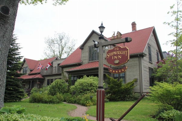 Shipwright Inn image 1