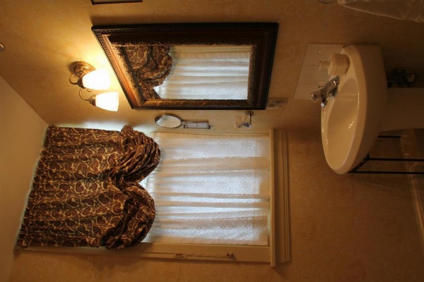 Shipwright Inn image 10
