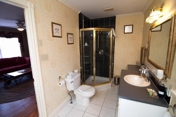 Shipwright Inn image 49