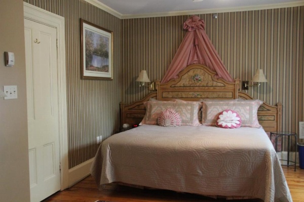 Shipwright Inn image 5