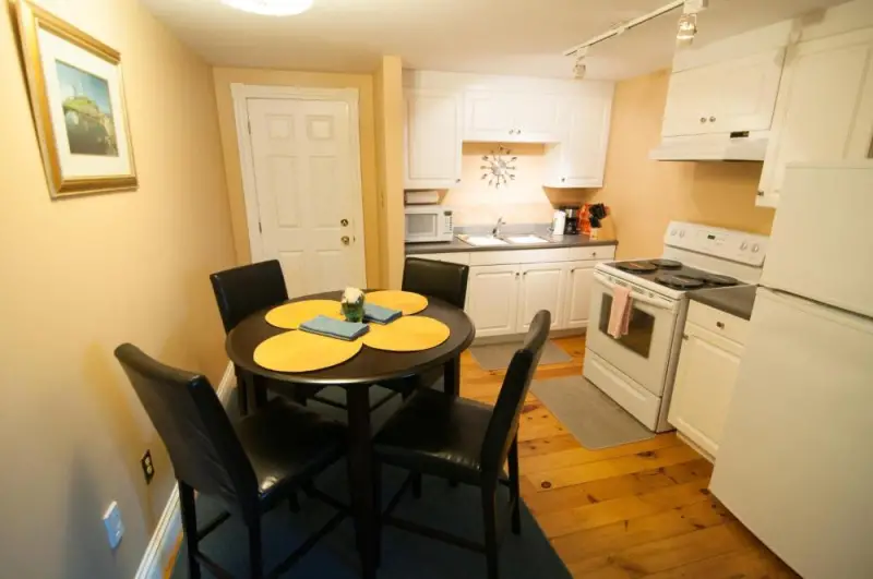 One-Bedroom Apartment - Basement