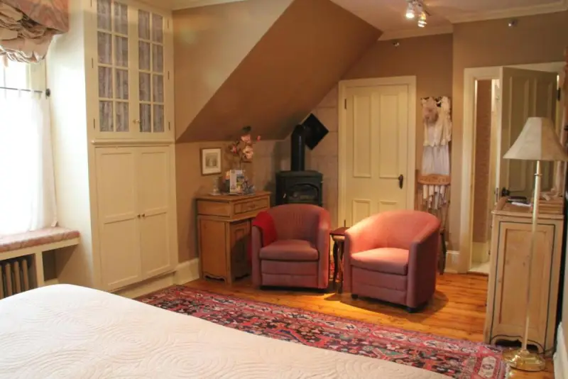 Family Room (2 Adults) - Second Floor